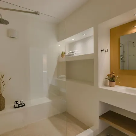 Lavanta - Iris Sunset Villa Lépedha